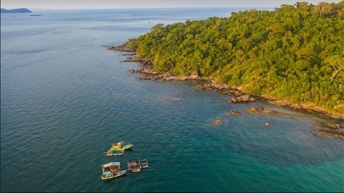 Bắc đảo Phú Quốc được bao bọc bởi rừng, biển. - WikiLand  - a1-5155-1578293108 - 5 Trải Nghiệm Du Lịch Phú Quốc