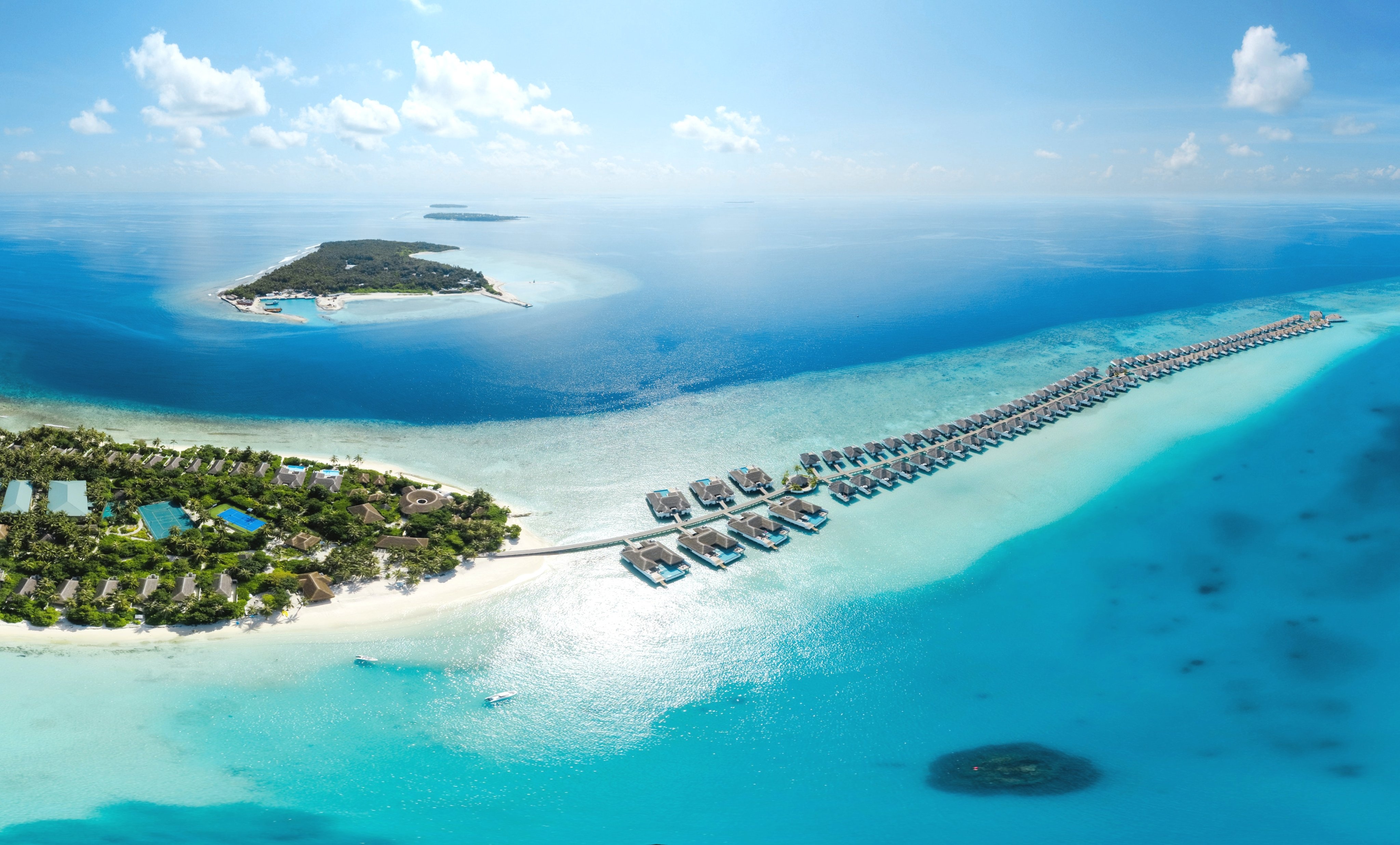 Vẻ đẹp của Maldives gợi nhắc tới đảo ngọc Phú Quốc - nơi các khách mời Sun Red Carpet đang sở hữu những bất động sản mang thương hiệu Sun Property.  - anh_3 - Trải nghiệm Maldives bằng chuyên cơ hạng sang