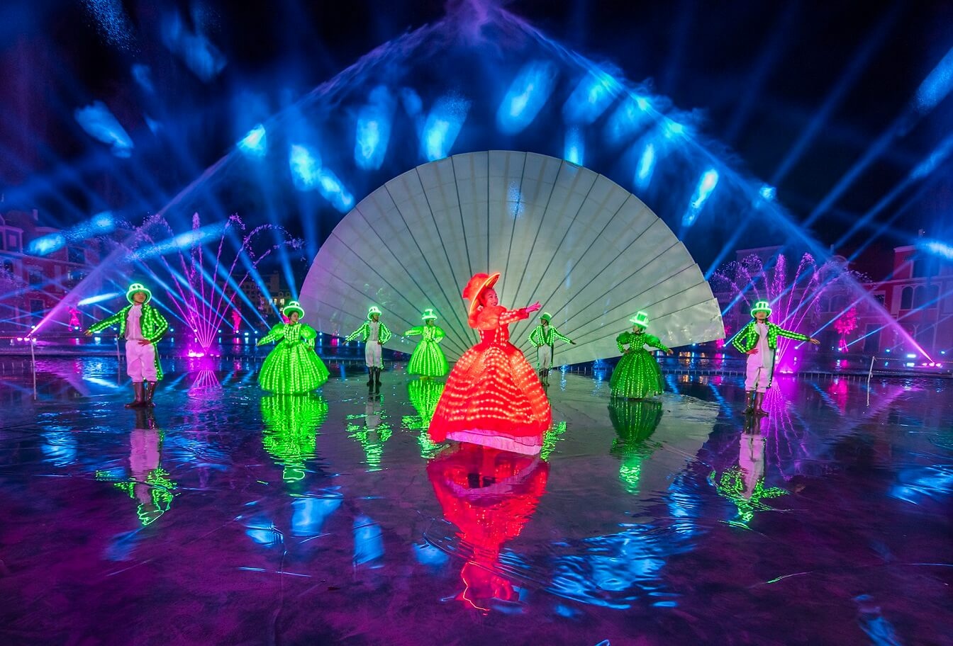 “Sắc màu Venice” - màn trình diễn thực cảnh đặc sắc tại Phú Quốc United Center.  - grand_world_phu_quoc_10 - Vinpearl và VinWonders tổ chức sự kiện chào mùa lễ hội lớn nhất năm