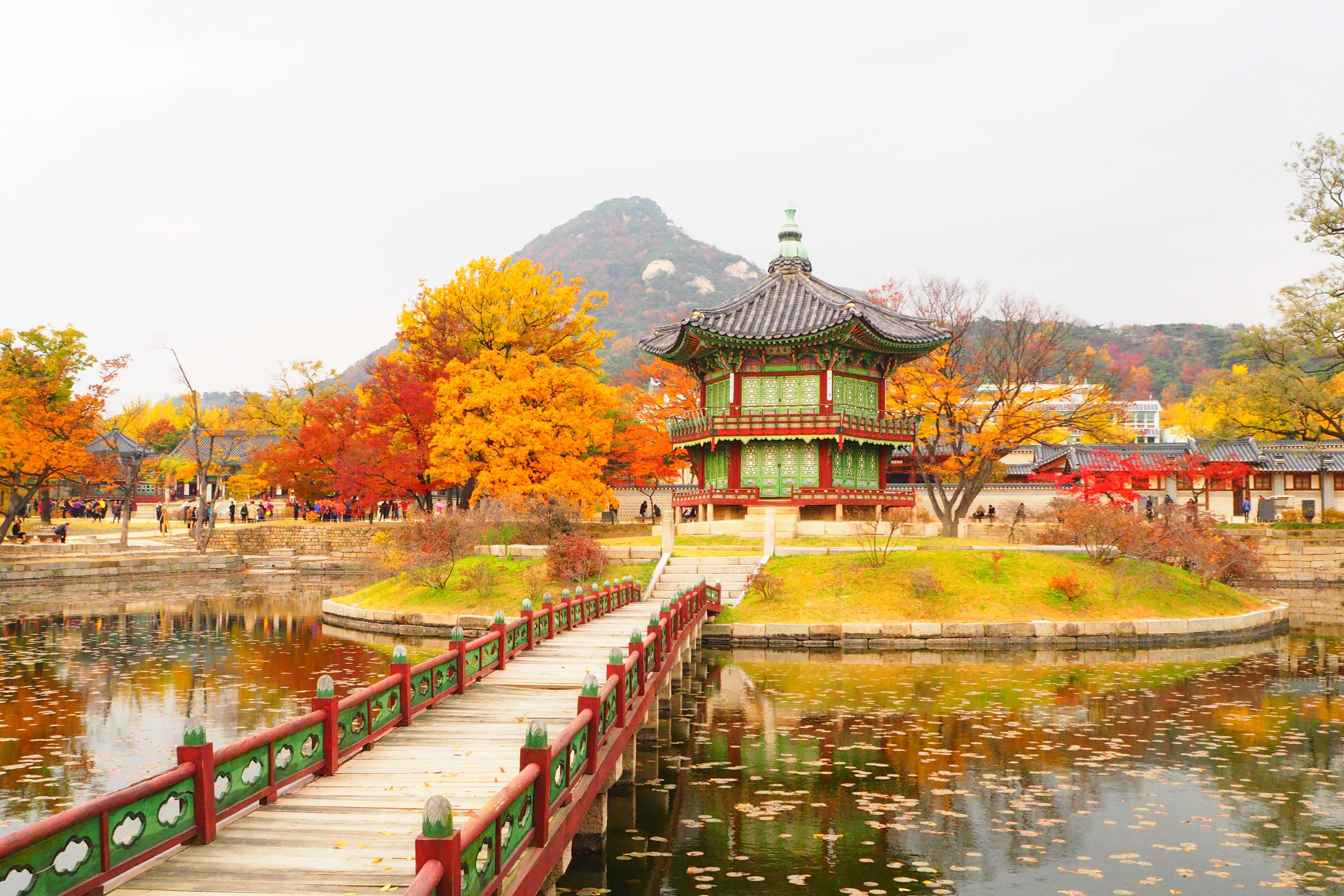 Cung điện Gyeongbokgung là một trong những điểm tham quan nổi tiếng ở xứ sở củ sâm.  - cung_dien_gyeongbokgung - Đường bay mới của Vietjet kết nối Cần Thơ, Đà Lạt với Seoul