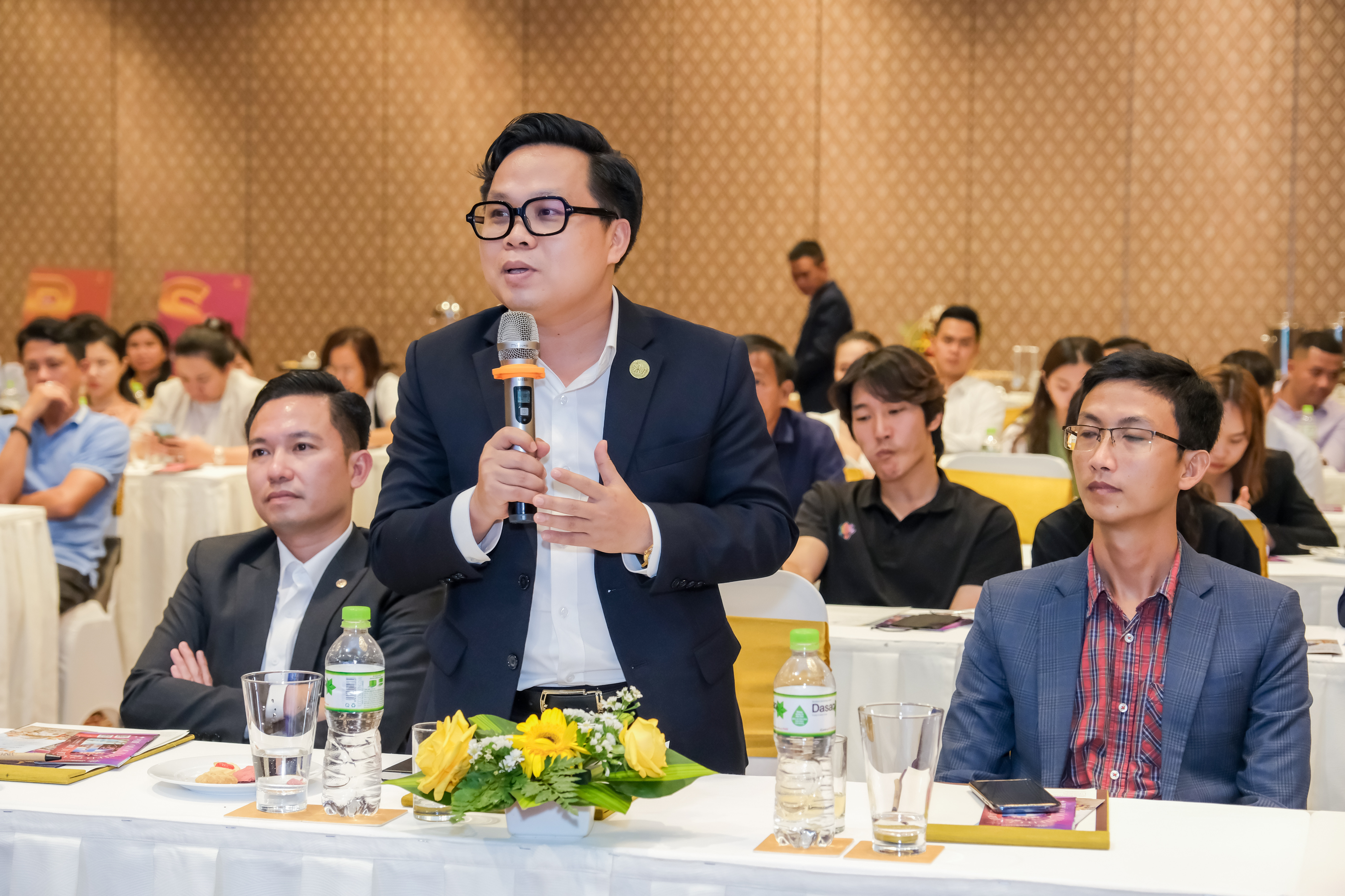 CEO Nguyễn Vũ Khắc Huy xác định sứ mệnh của công ty Vina Phú Quốc Travel là: “Tôn vinh vẻ đẹp Phú Quốc đến với đông đảo du khách trong nước và quốc tế”  - vinwonders-2-963 - Vina Phú Quốc Travel nhận danh hiệu Thương hiệu hàng đầu ASEAN 2022