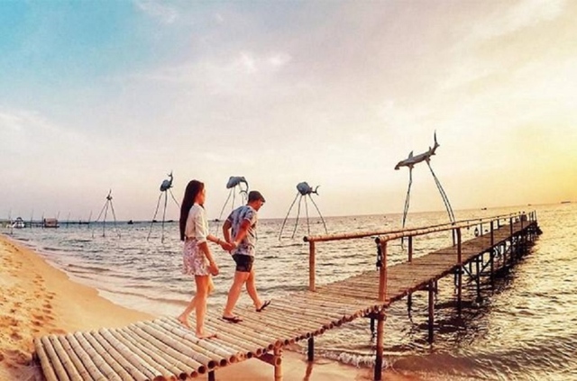 Đảo Phú Quốc từ lâu đã nổi tiếng với du khách từ mọi miền đất nước và cả khách quốc tế. (Ảnh minh họa) - WikiLand  - photo-1-1676378558779200101699 - Kinh nghiệm đi Phú Quốc: Du lịch vào mùa nào lý tưởng nhất?