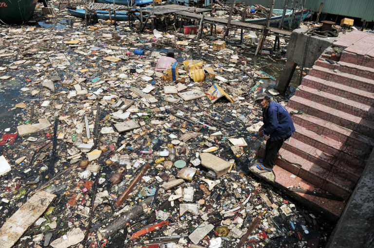 Phú Quốc trong nỗi thất vọng vì rác thải chất đống phú quốc trong nỗi thất vọng vì rác thải chất đống - abca31c4d2d94847f156e244c63e17d5-768x511 - Phú Quốc trong nỗi thất vọng vì rác thải chất đống