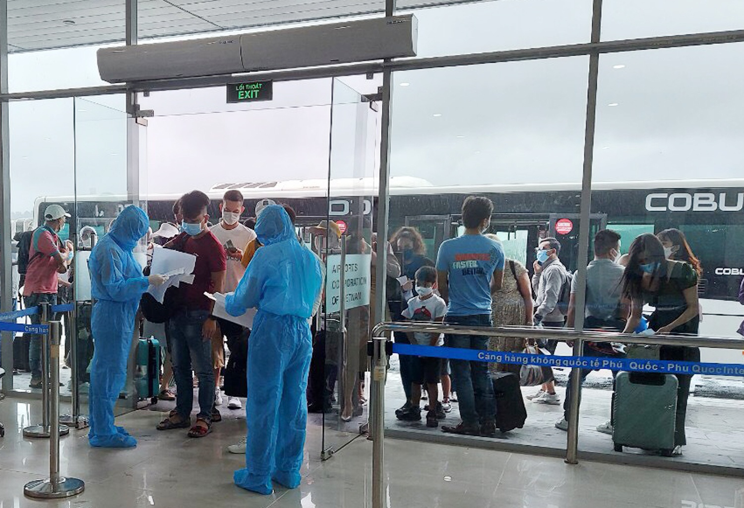 Dung chuyen bay tu TP.HCM ra Phu Quoc anh 1  - phu_quoc - Tạm dừng các chuyến bay từ TP.HCM đến Phú Quốc