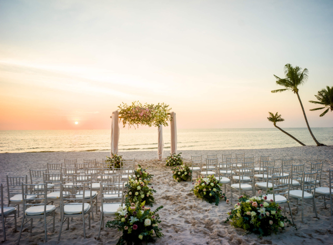 Không gian tiệc cưới nhỏ gọn, ấm cúng bên bờ biển tại InterContinental Phu Quoc Long Beach Resort. - WikiLand  - icpq-wedding-setup7-1-4524-1638260464 - Điểm tổ chức lễ cưới nhỏ gọn ở Phú Quốc