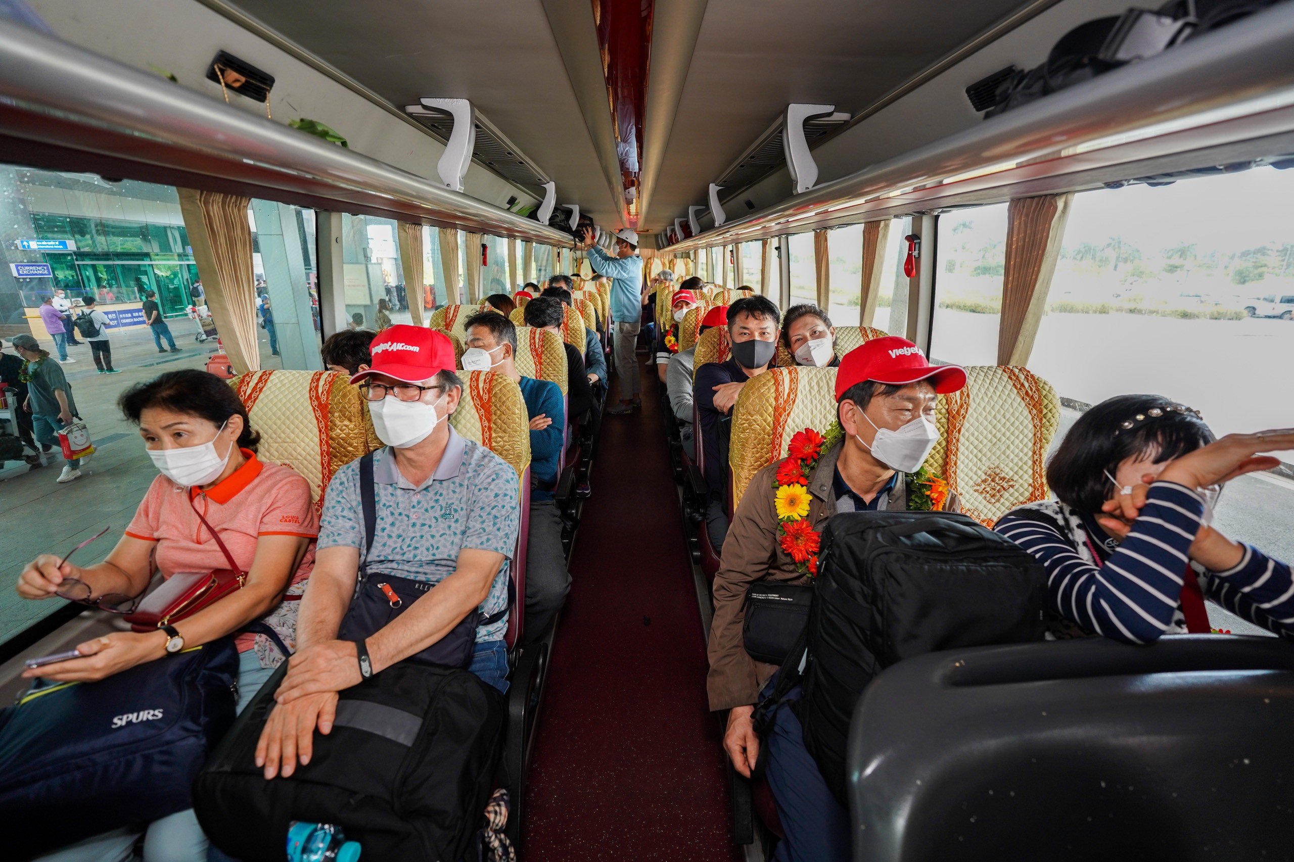 du khach ho chieu vaccine den Phu Quoc anh 8  - vj_phuquoc_zing_11 - Hơn 200 khách Hàn Quốc đến Phú Quốc sau dịch