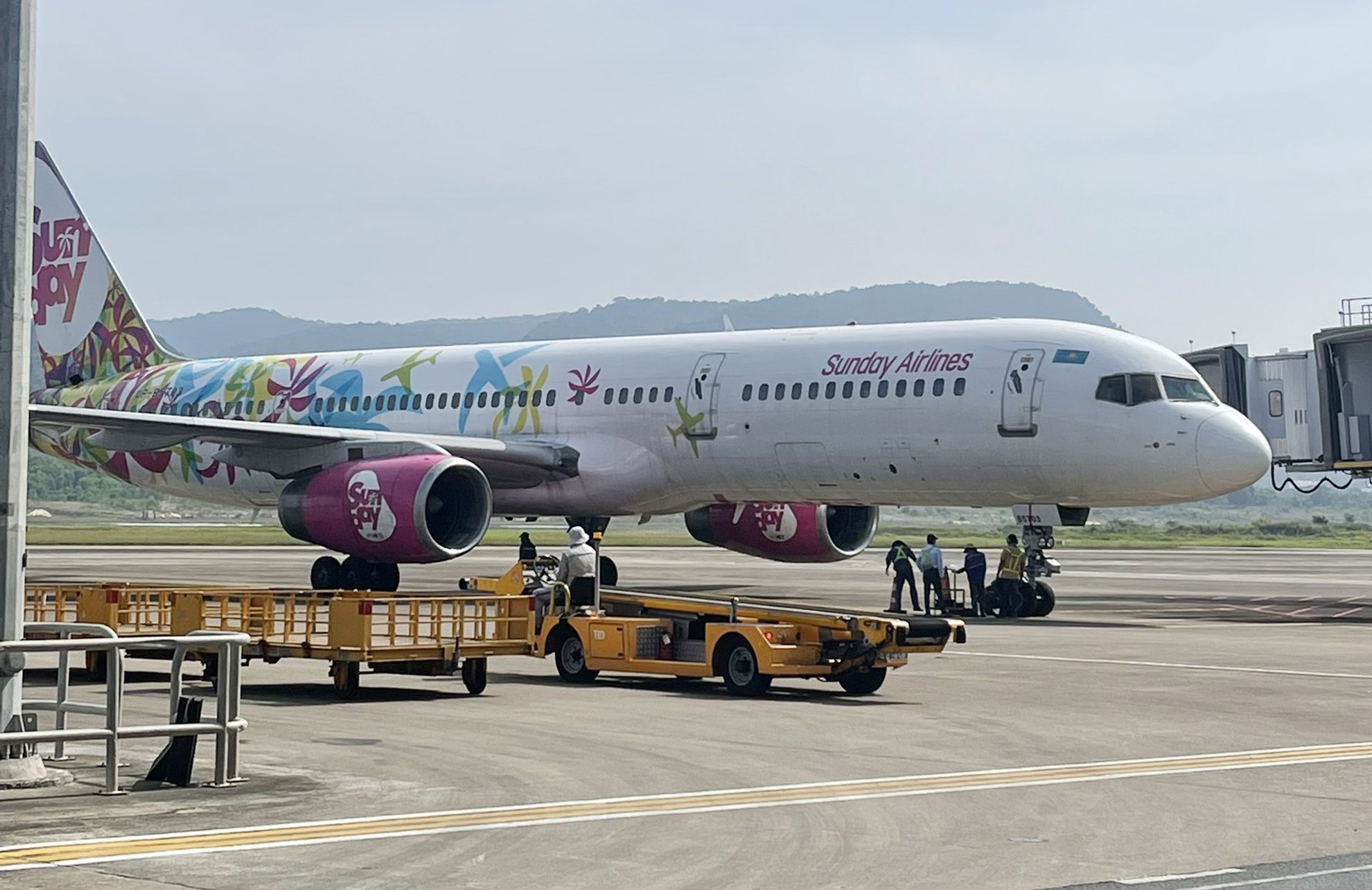 Phu Quoc don chuyen bay quoc te dau tien sau 15/3 anh 1  - pq - Phú Quốc đón 235 khách từ Kazakhstan sau mở cửa du lịch
