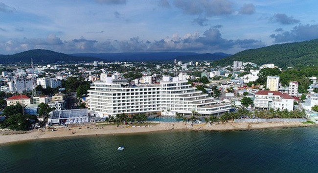Khai trương khách sạn hình con tàu Seashells Phú Quốc Hotel and Spa